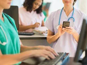 Healthcare Experts Warn of Risks as One in Eight Americans Rely on AI for Daily Medical Advice
