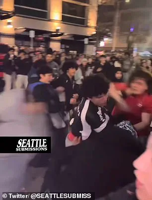 Midnight Chaos Overshadows Seattle's New Year's Eve Drone Show: Fog and Brawl Disrupt Celebrations, Witnesses Describe Tense Atmosphere
