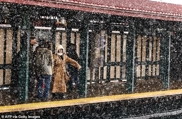 New York Mayor Declares Unprecedented Travel Ban as Bomb Cyclone Brings Historic Blizzard