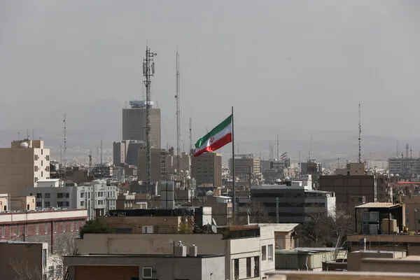 Explosions Rattle Iran as Tensions with Israel Escalate: Bushehr, Alborz Provinces Report Detonations