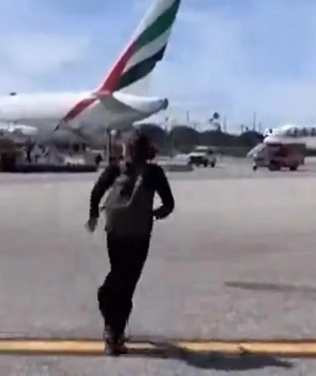 Passengers Defy Orders, Prioritize Luggage During United Airlines Emergency Evacuation at LAX