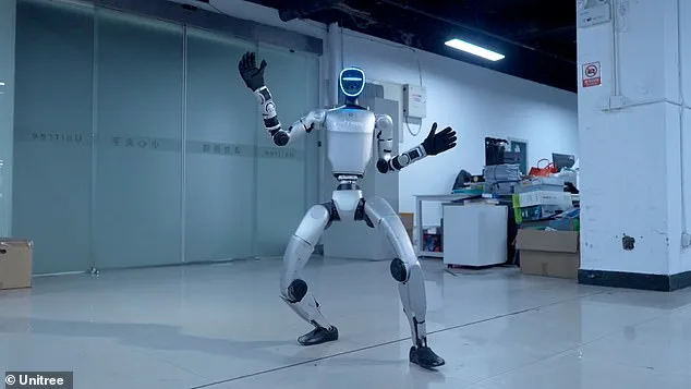 Humanoid Robot Spontaneously Plays Tag with Children in Brooklyn Bridge Park, Sparking Amazement and Unease