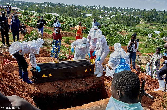 US plans to quarantine Ebola-exposed Americans in Kenya instead.